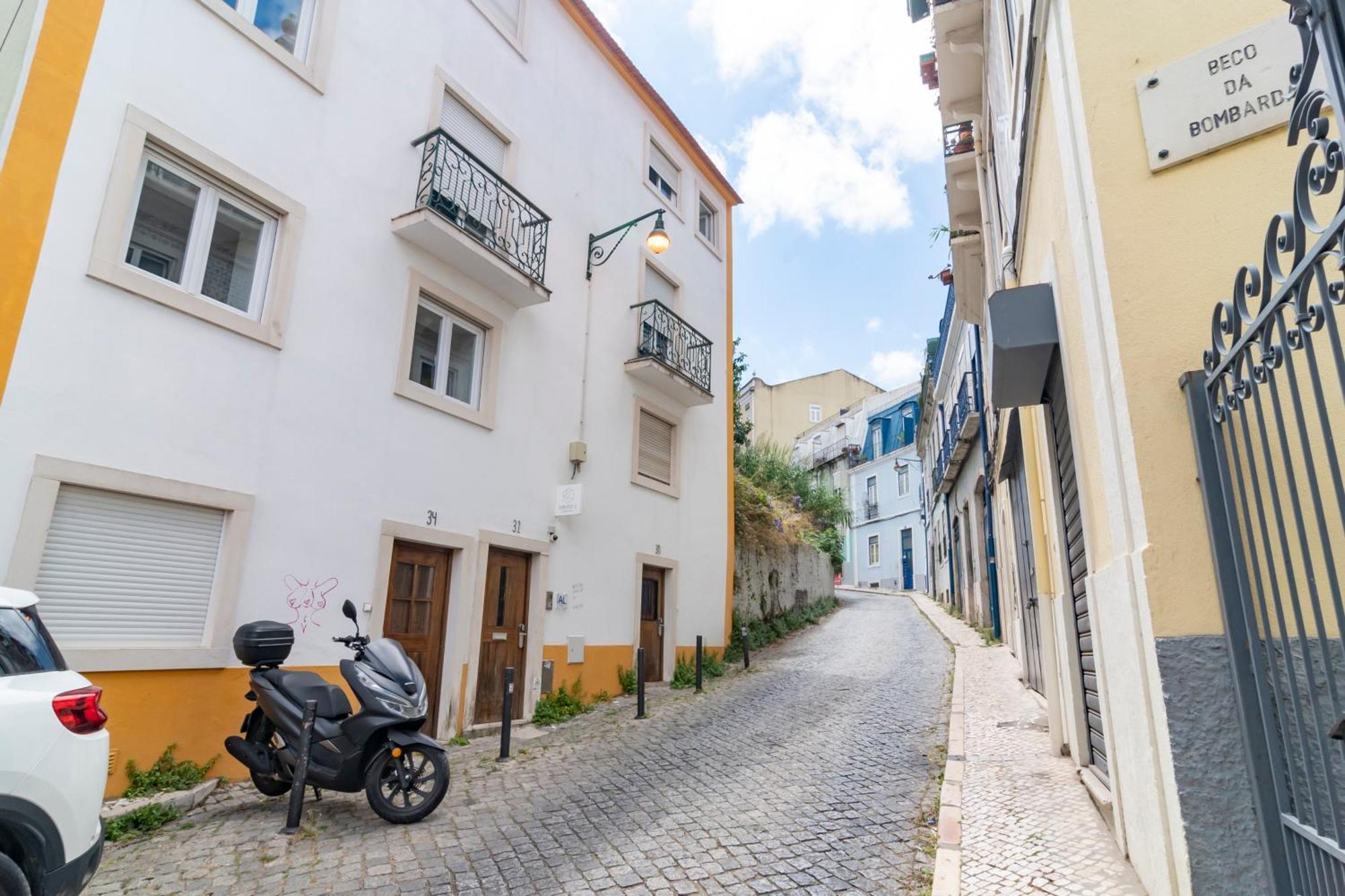Cute Apartments In City Center By Lovelystay Lisbon Exterior photo